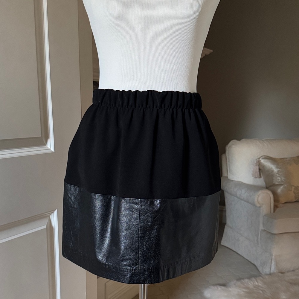 Vince Black Pull On Mini Skirt with Leather Accent
